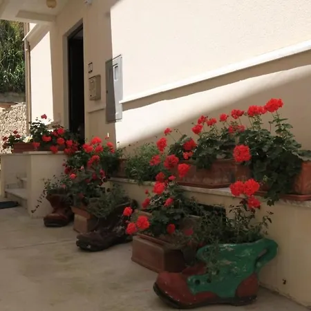 아파트 With Wifi Susak, Losinj - 8047 수사크